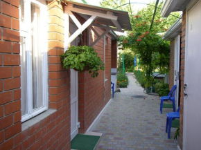 Guest House y Tatiani